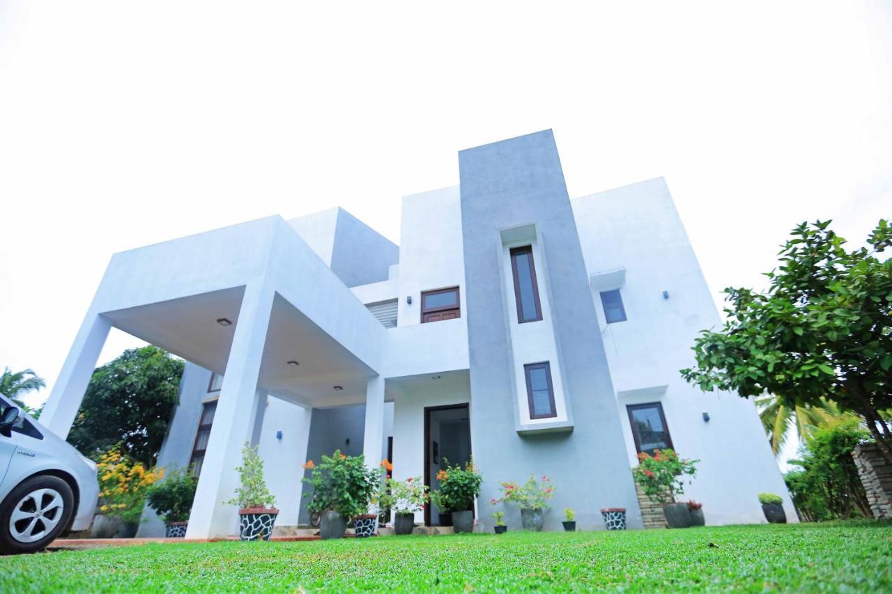 Hotel Serene View Tourist Rest Anuradhapura Exterior foto